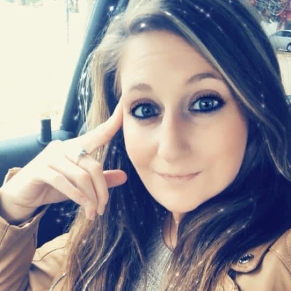 Meet the Posher Other - Meet your Posher, Tasha
